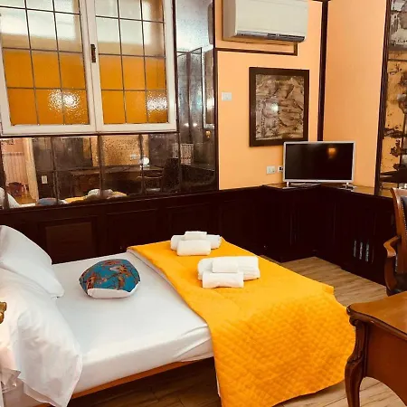 Aventino The Yellow アパート