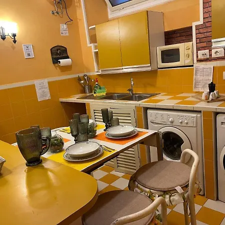 アパート Aventino The Yellow ローマ