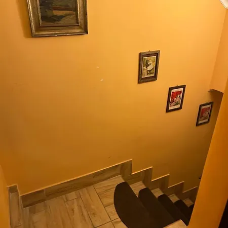 Aventino The Yellow アパート *