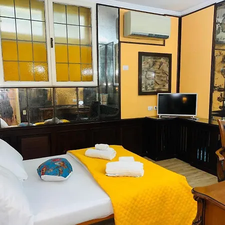 Aventino The Yellow Lägenhet